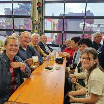 Beim Hallenfest der Further Wehr